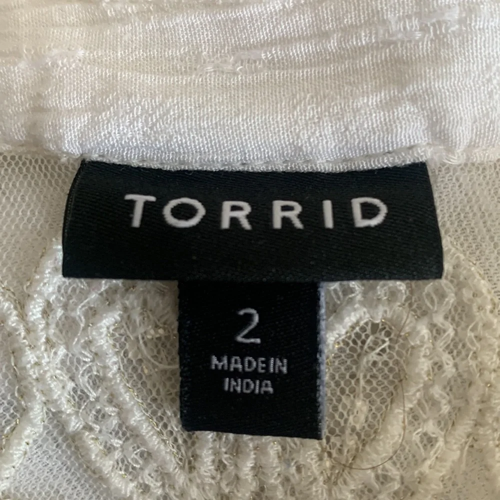 Torrid Women's White Tunic Detail Sheer Top Size 2X V797 - Picture 12 of 16